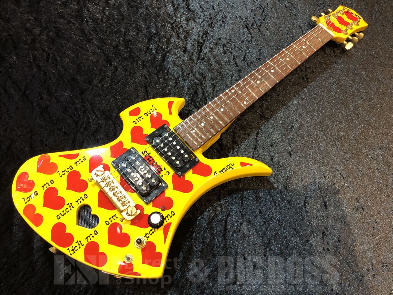 ギター Burny yellow Heart jr. Burny GREEN HEART Jr.｜YELLOW HEARTの姉妹機がスピーカー内蔵