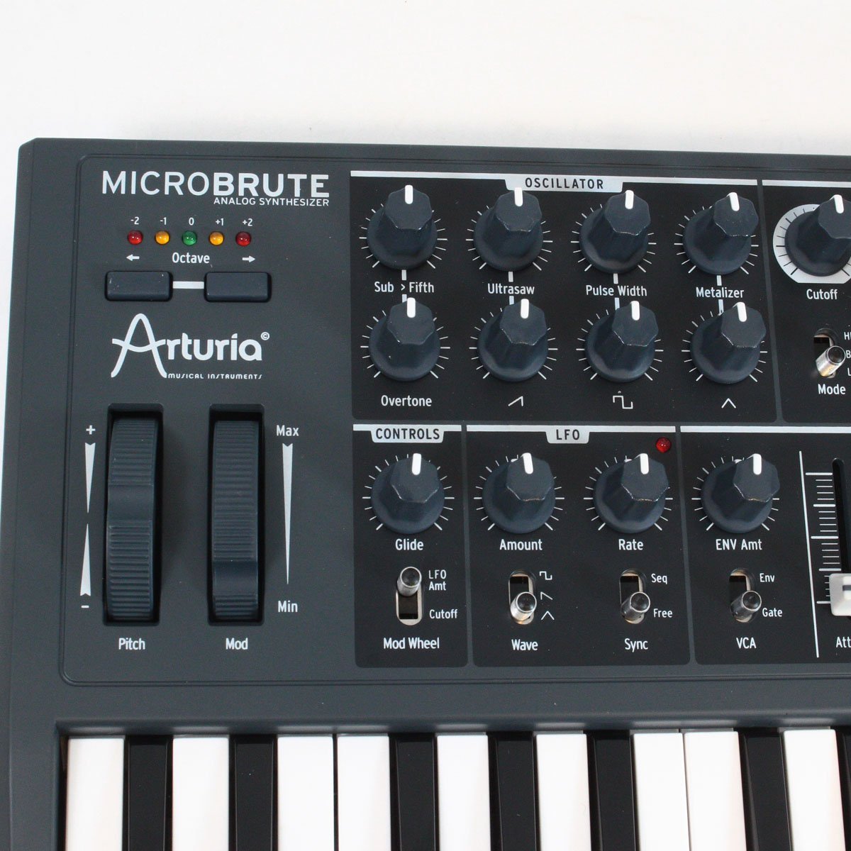 Arturia MicroBrute アナログシンセ 【本日限り限定値下げ