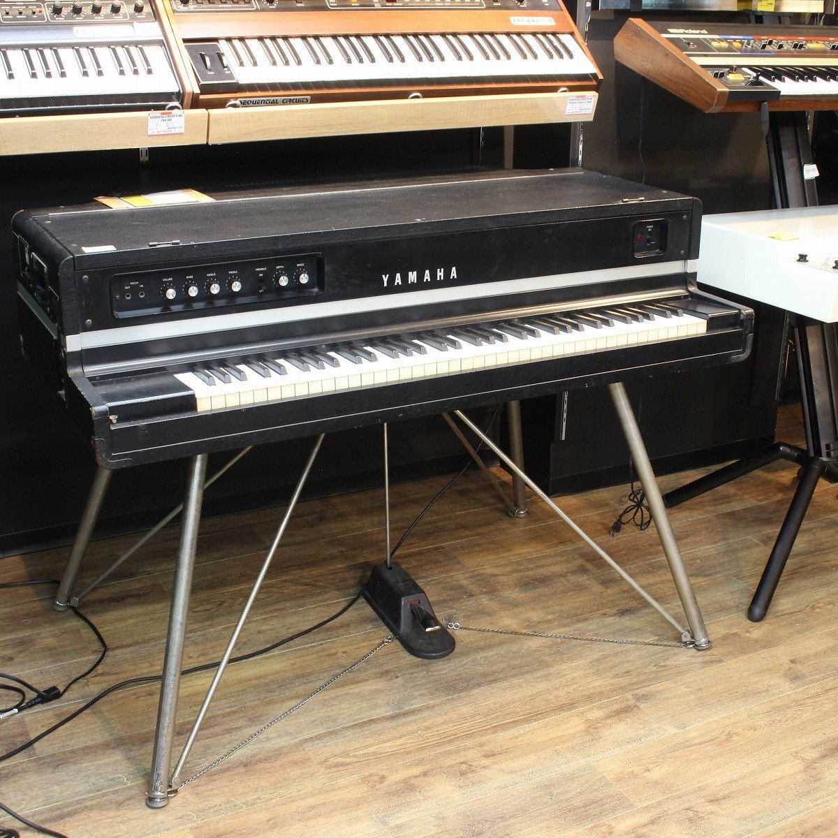 YAMAHA CP-70［東京近郊限定販売 代金引換不可］【VINTAGE