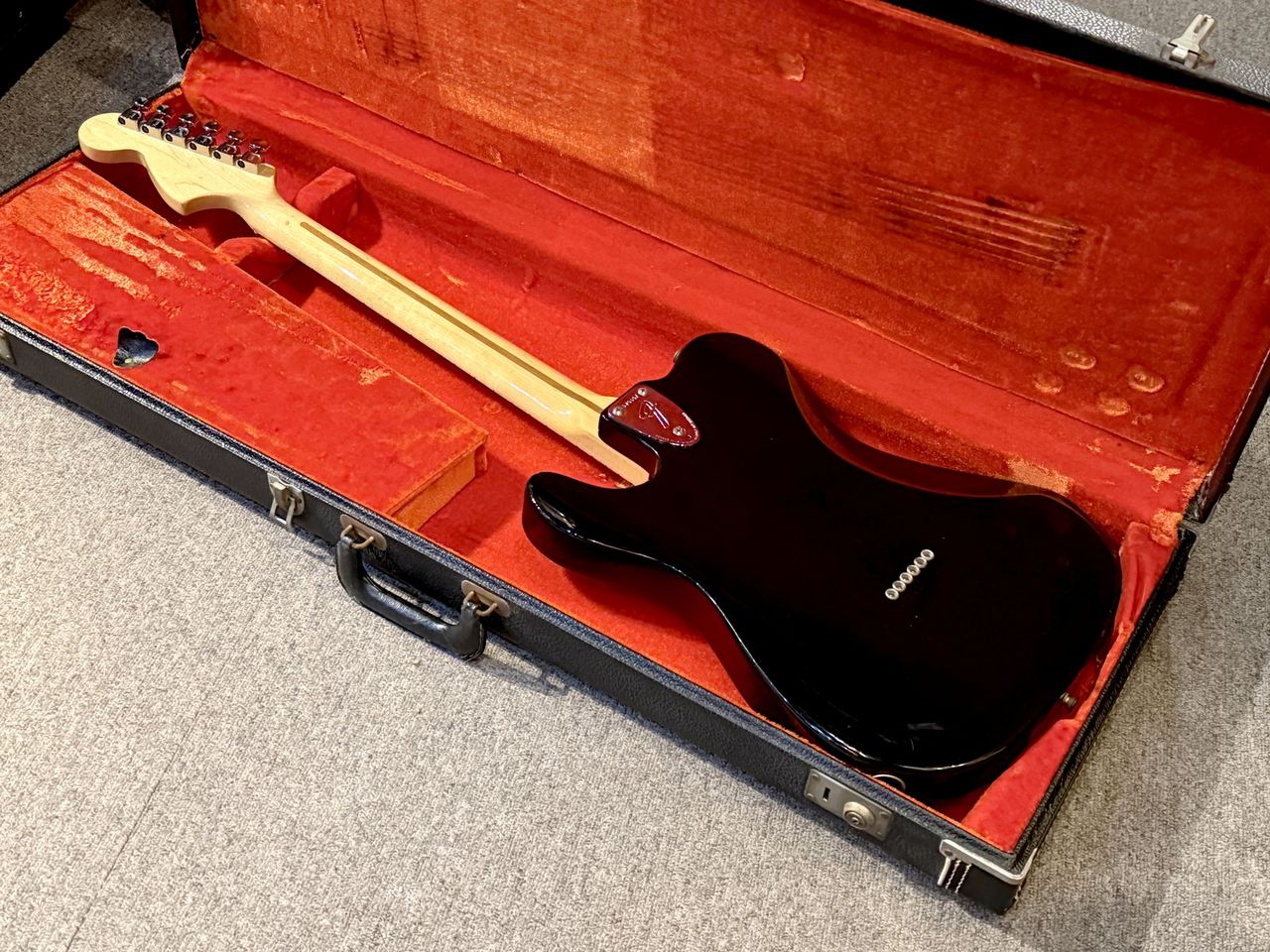 ギター FENDER 1973 BLACK BOBBIN PU Fender 1973 Telecaster Deluxe Black（ビンテージ）【楽器検索
