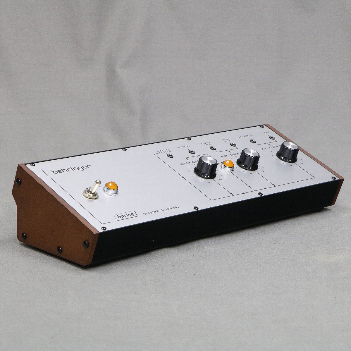 BEHRINGER Spring Reverberation 646 【御茶ノ水本店】（中古）【楽器