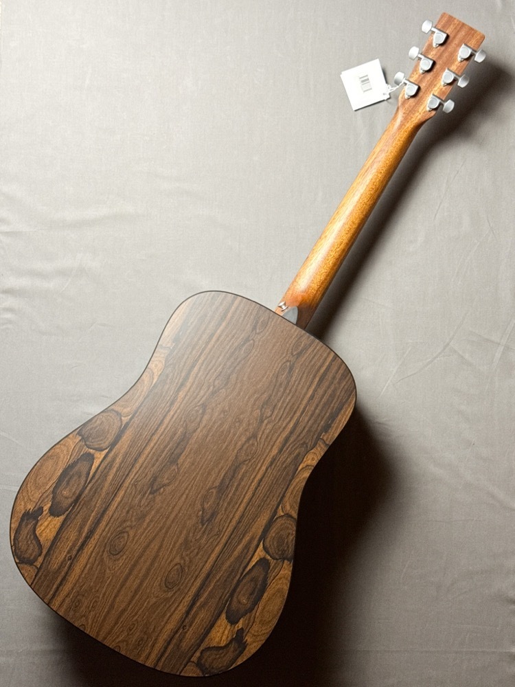 Martin D-X2E BURST【即納可】Martinでは珍しい、バーストカラーと