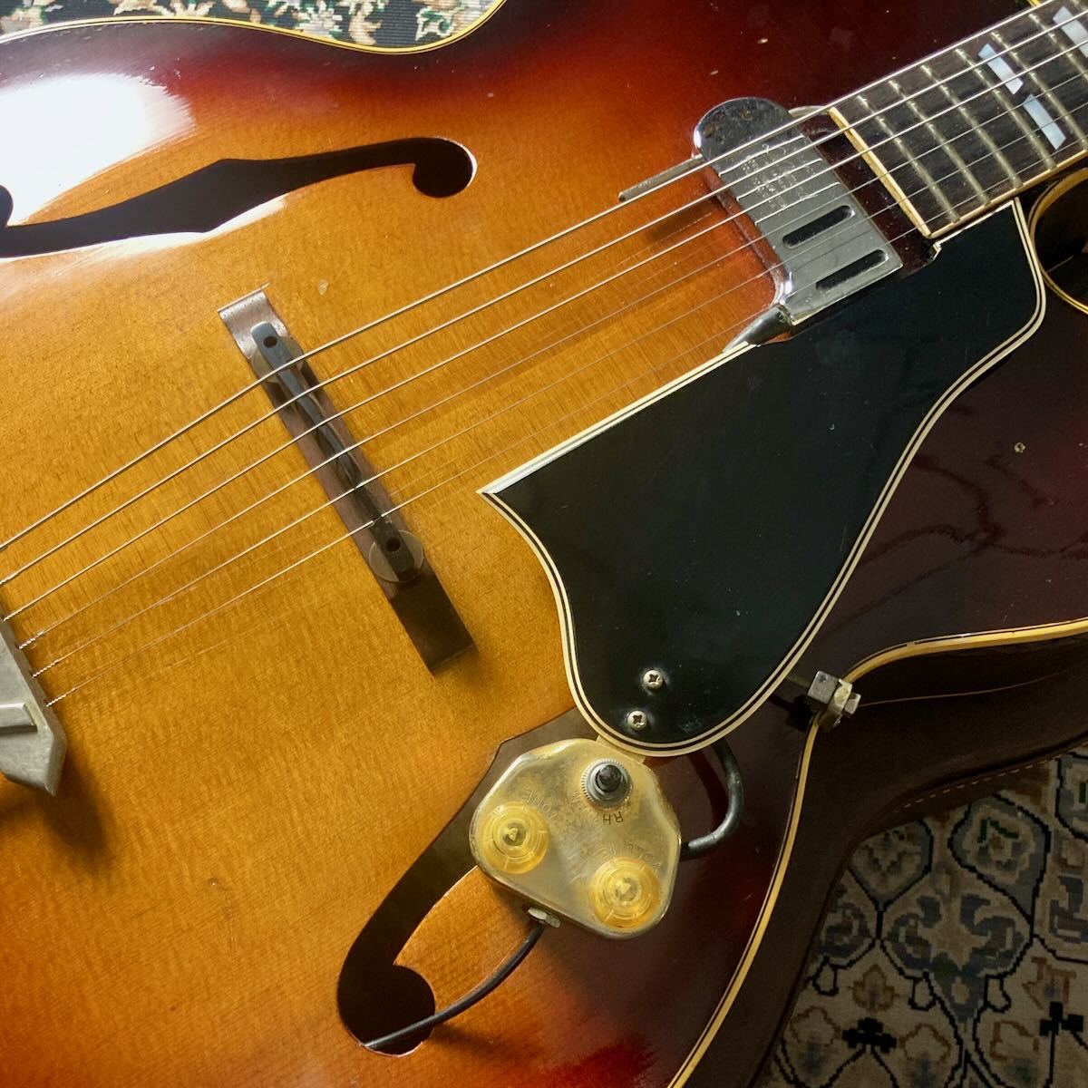 Gibson L-7C Sunburst w/DeArmond FHC P.U（ビンテージ）【楽器検索