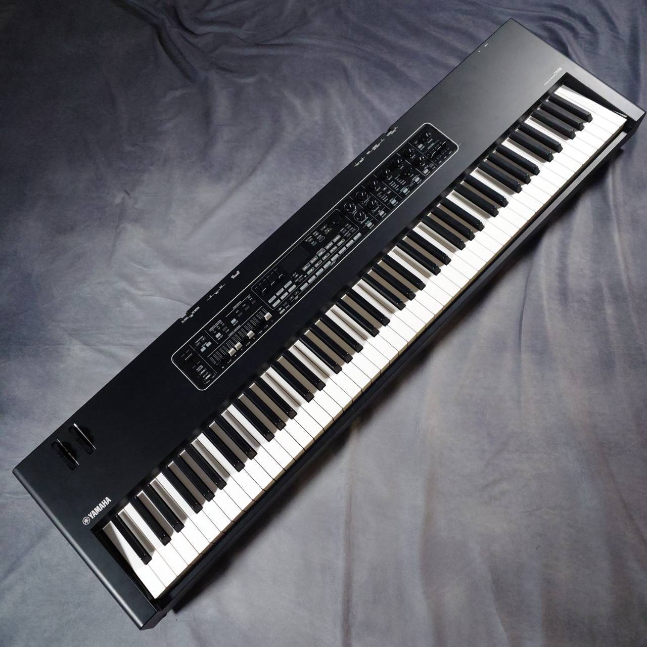 YAMAHA 【長期展示品売り切り特価】CK88 88鍵盤 ステージキーボード