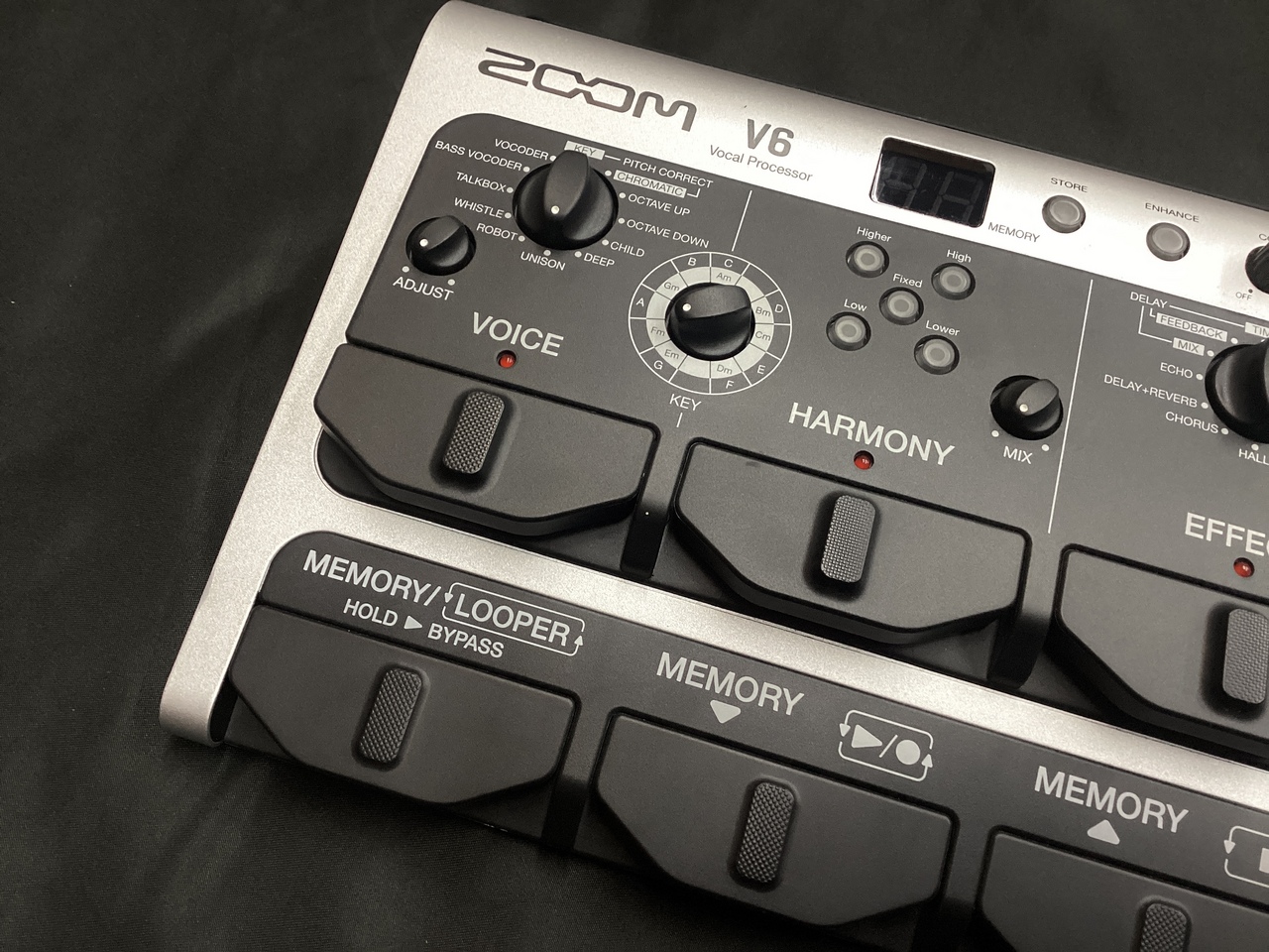 ZOOM V6 Vocal Processor (ズーム ボーカルエフェクター)（中古）【楽器検索デジマート】