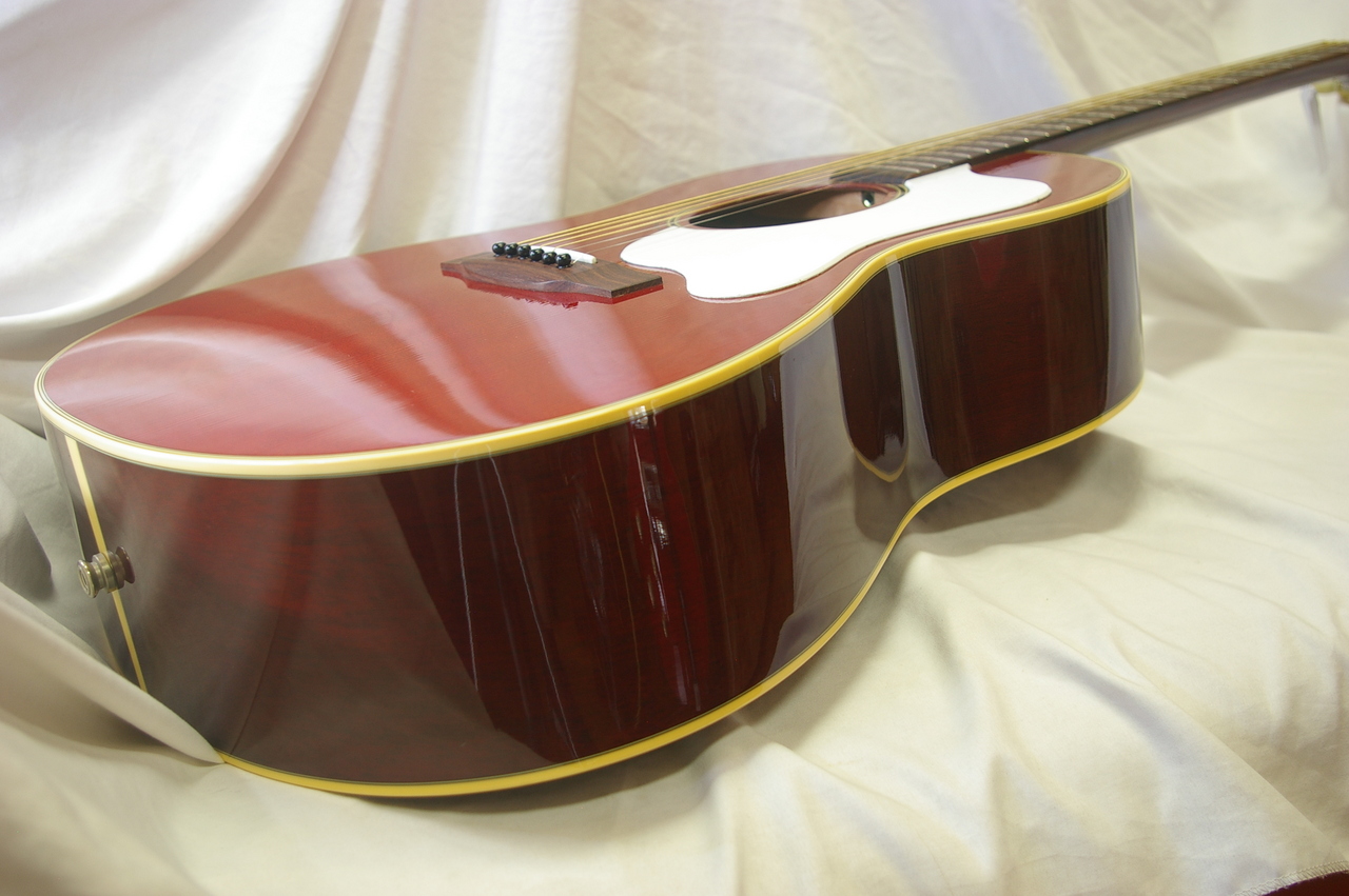 Stafford SAD1000アコースティックギター レッド ハードケース付き Stafford SAD1000（中古）【楽器検索デジマート】