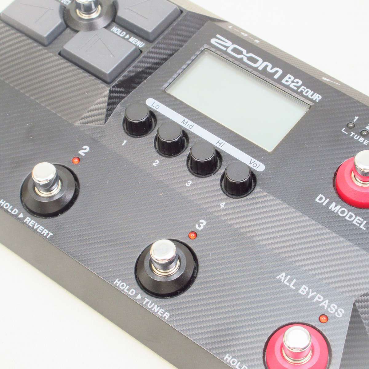 ZOOM B2 FOUR Effects & Amp Emulator ベース用 マルチエフェクター
