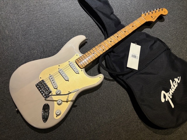 Fender Japan ST57-22TX 2013年製 ソフトケース付き Fender Japan ST57-22TX 2013年製 ソフトケース付き Fender