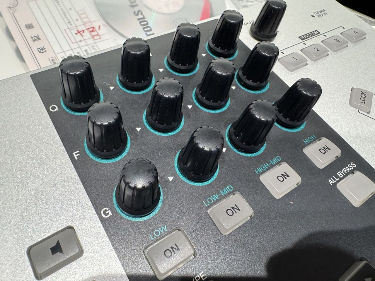 Steinberg CC121 Cubase用フィジカルコントローラー（中古/送料無料