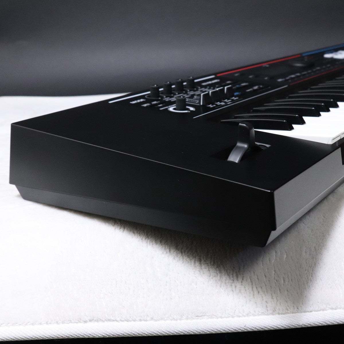 Roland JUNO-DS61 【梅田店】（中古/送料無料）【楽器検索デジマート】