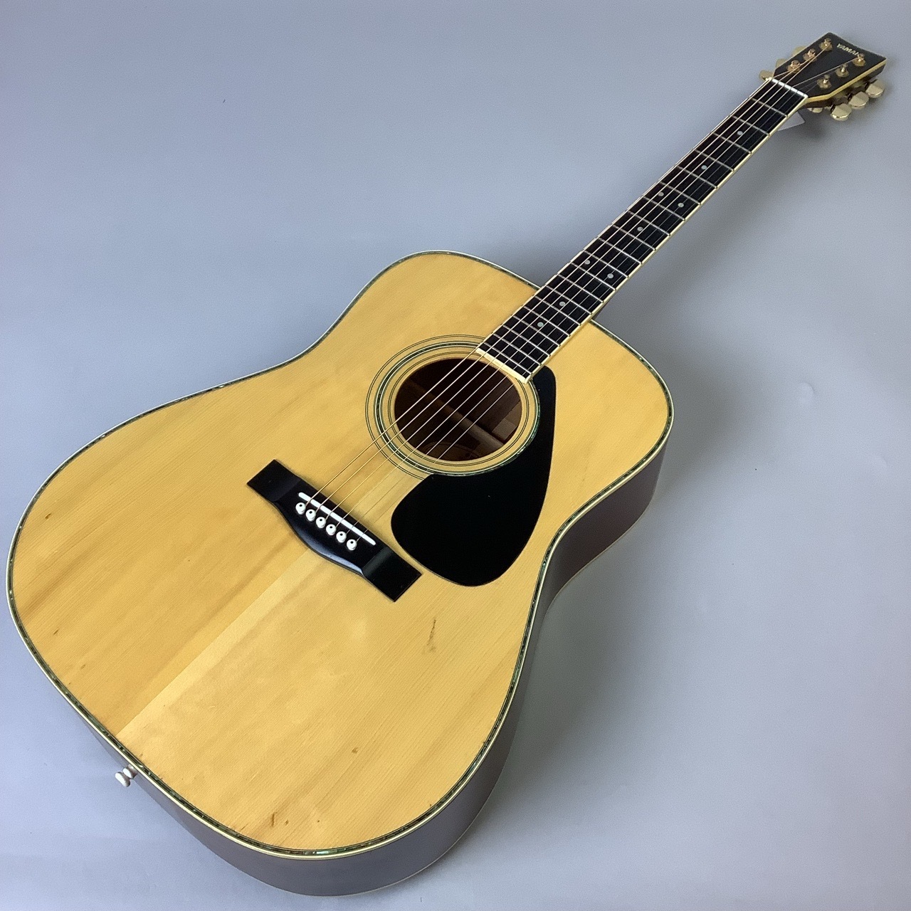 ヤマハ、アコースティックギターFG300D、ビンテージ - 器材