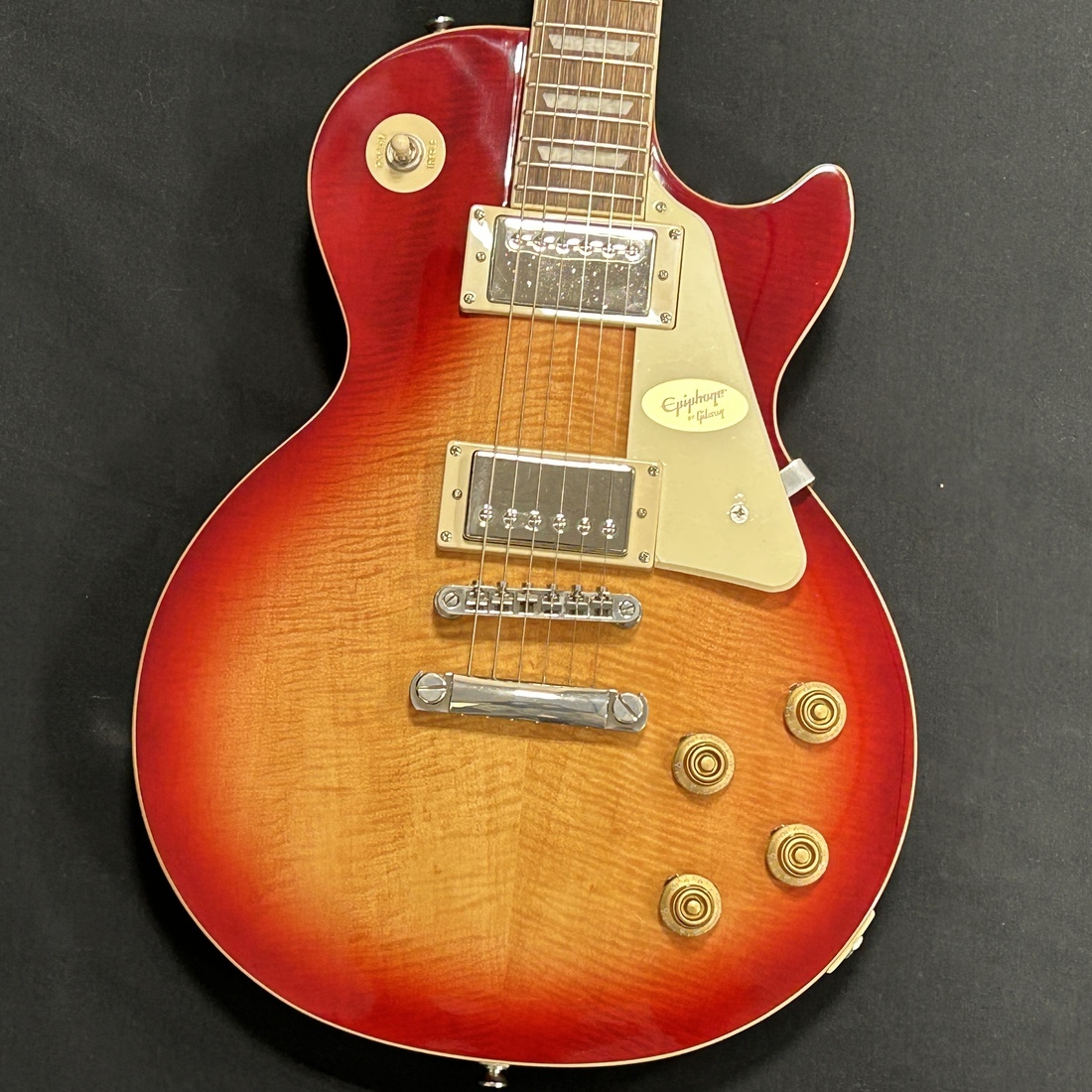 まつかん　Epiphone Les Paul スタンダード　ライト Epiphone】実は老舗です！！チェンバーボディを採用したLes Paul