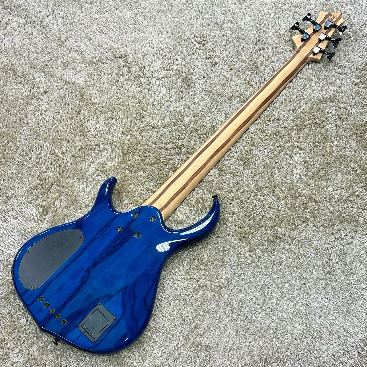 Sire Marcus Miller M5 Ash 5st / TBL (Transparent Blue)【5弦