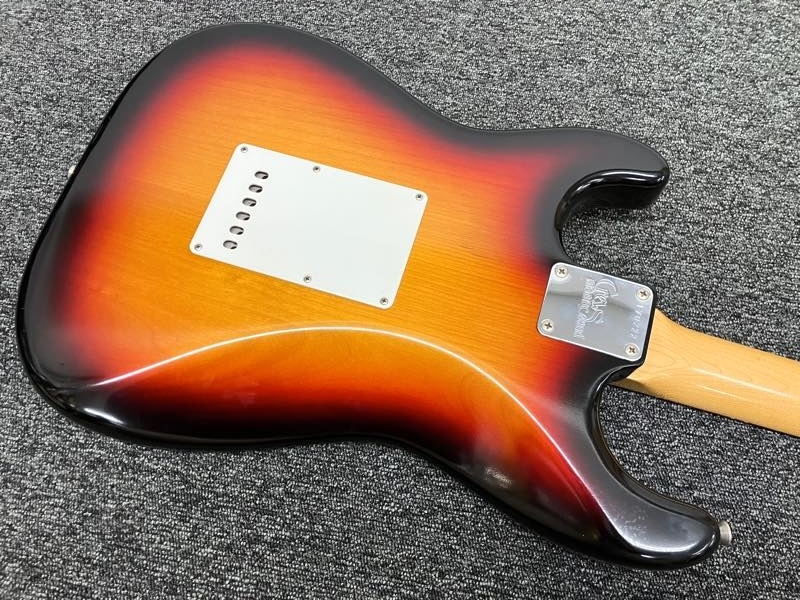 【crewsmaniacsoundレアカラー】 ST60ストラトキャスター Crews Maniac Sound ST-60（中古）【楽器検索デジマート】