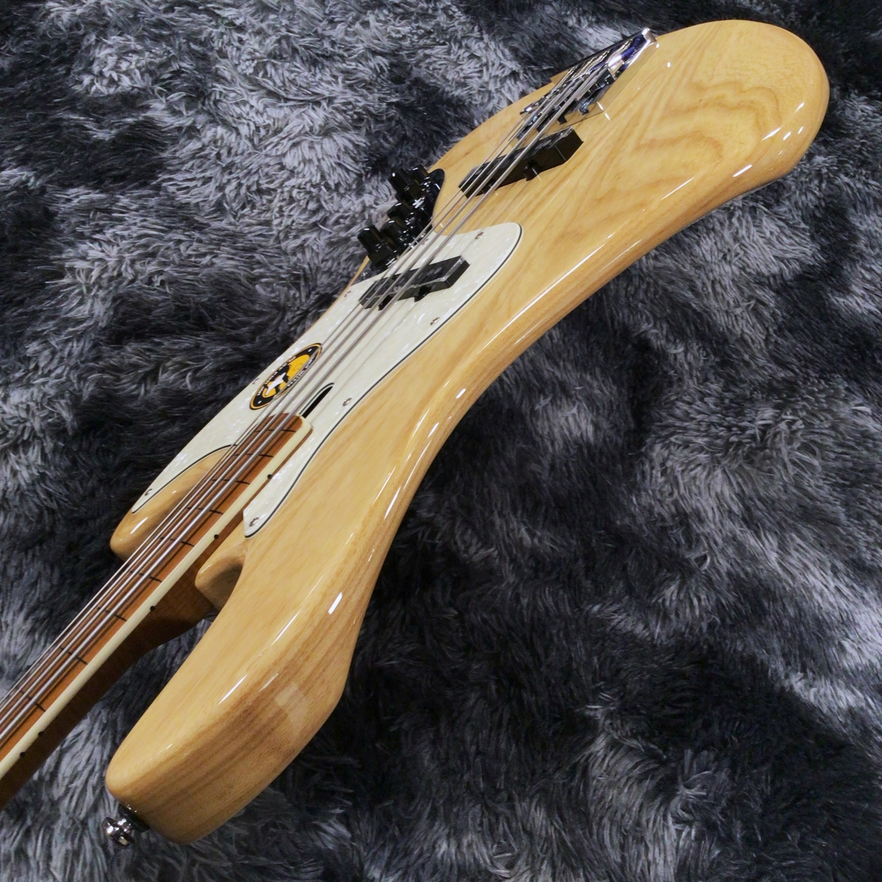 Sire Marcus Miller V8 Ash FL 4-String NT (Natural)【マーカス