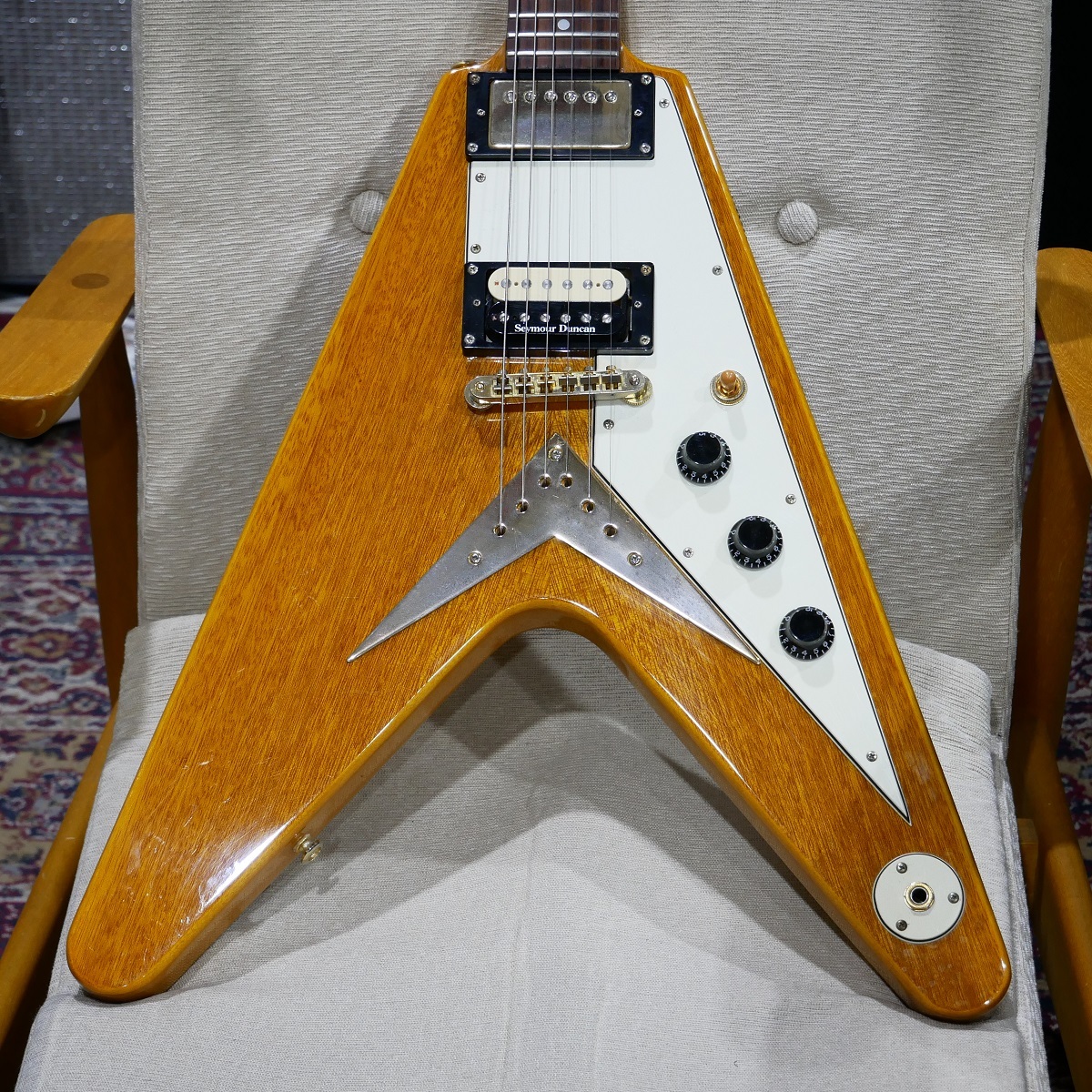 Epiphone 1958 KORINA フライングV 中古自作ギター Epiphone 1958 KORINA フライングV 中古自作ギター - メルカリ