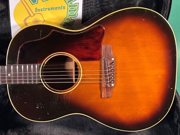 Gibson B-25 TSB（ビンテージ）【楽器検索デジマート】