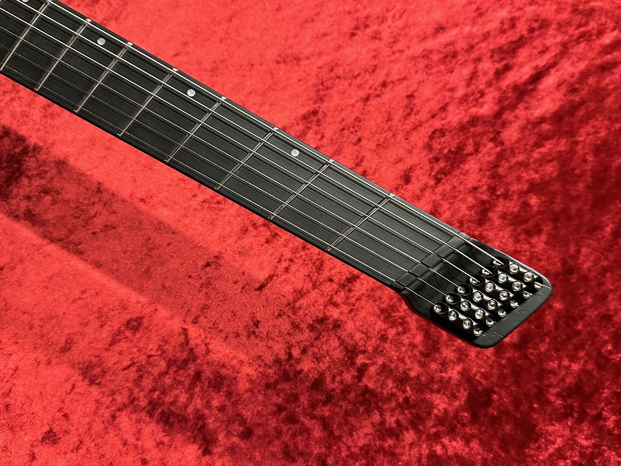 ワンオフ品？詳細不明なヘッドレス　エレキギター送料込みです。 ワンオフ品？詳細不明なヘッドレス エレキギター送料込みです