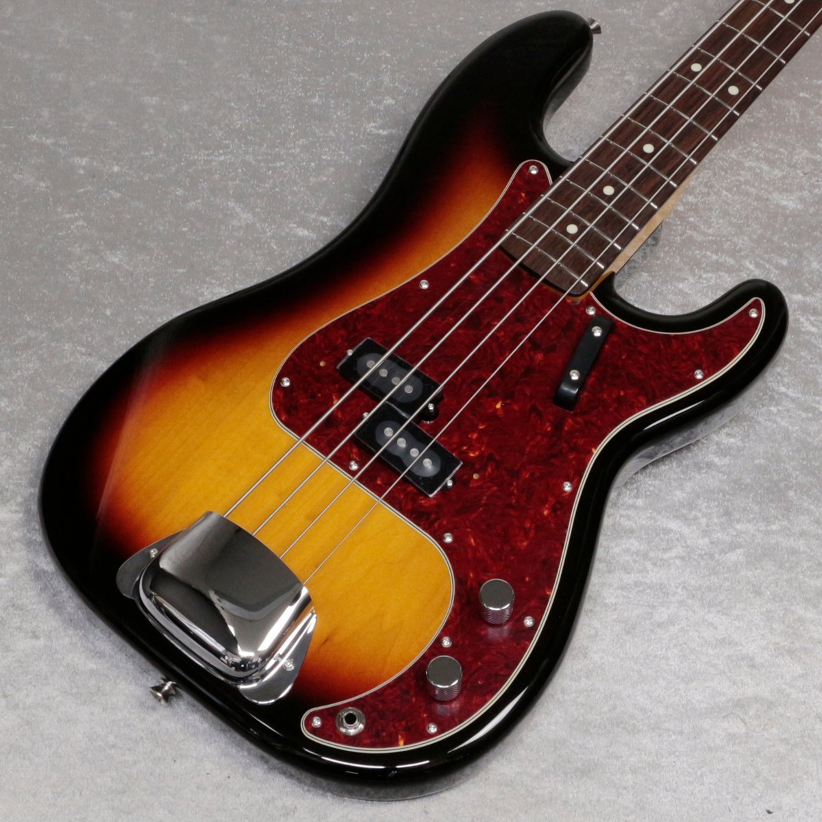 Fender HAMA OKAMOTO Precision Bass #4 - 3-Color Sunburst 【新宿店】（新品/送料無料）【楽器検索デジマート】