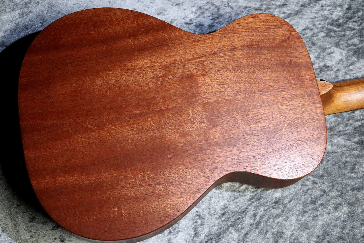 Martin 000JRE Sapele #2986354 【15/16サイズ】【オールサペリ単板