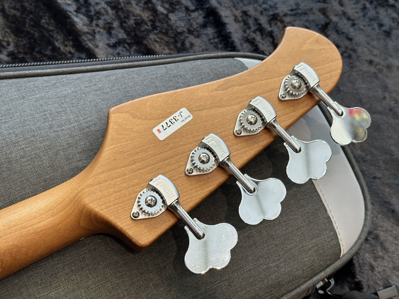 Xotic XJ-1T 4st Vintage Natural Medium Aged Ash/M Roasted Maple