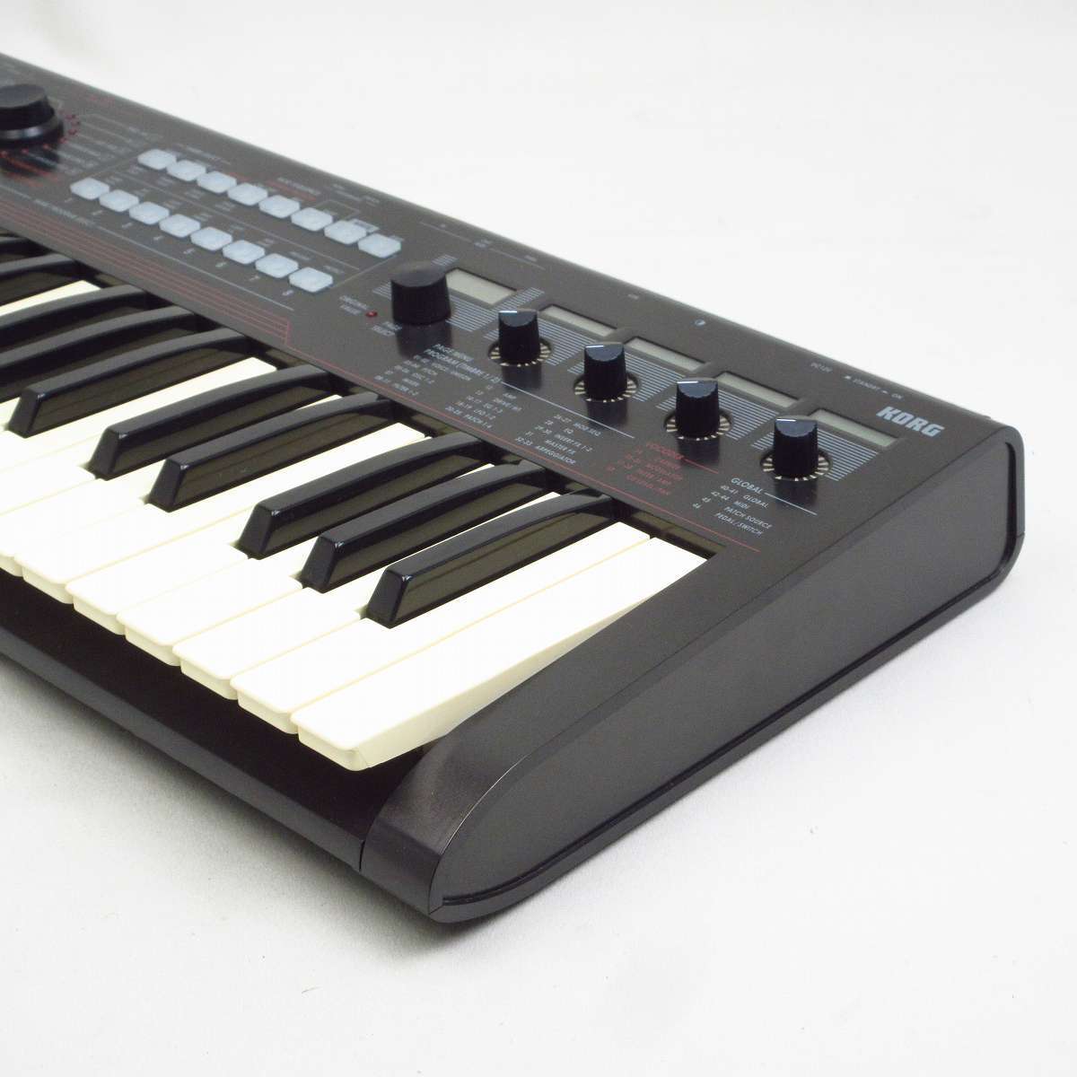 KORG R3 