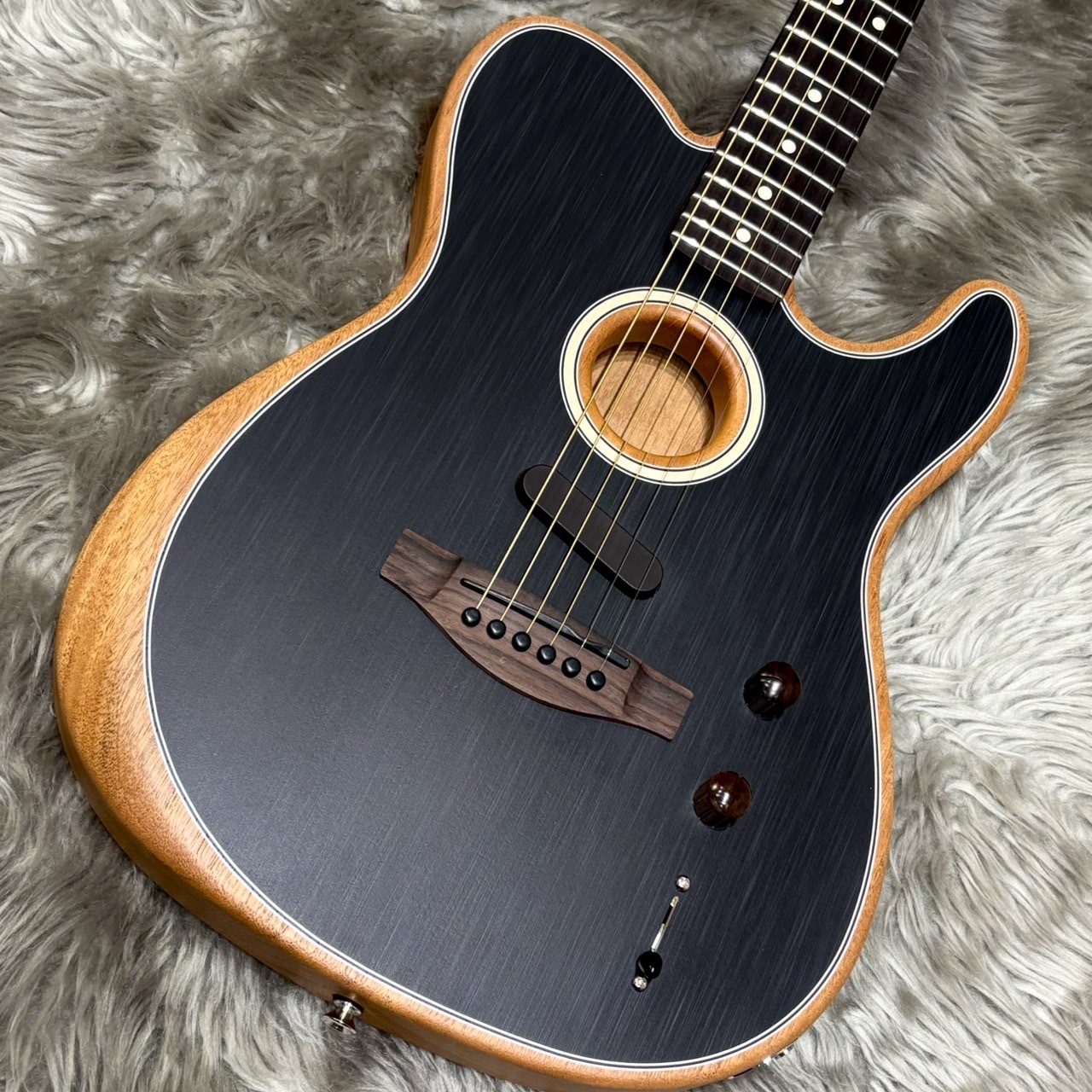 アコスタソニック ギター フェンダーのアコスタソニックで最も手頃な価格の2モデルがNAMM