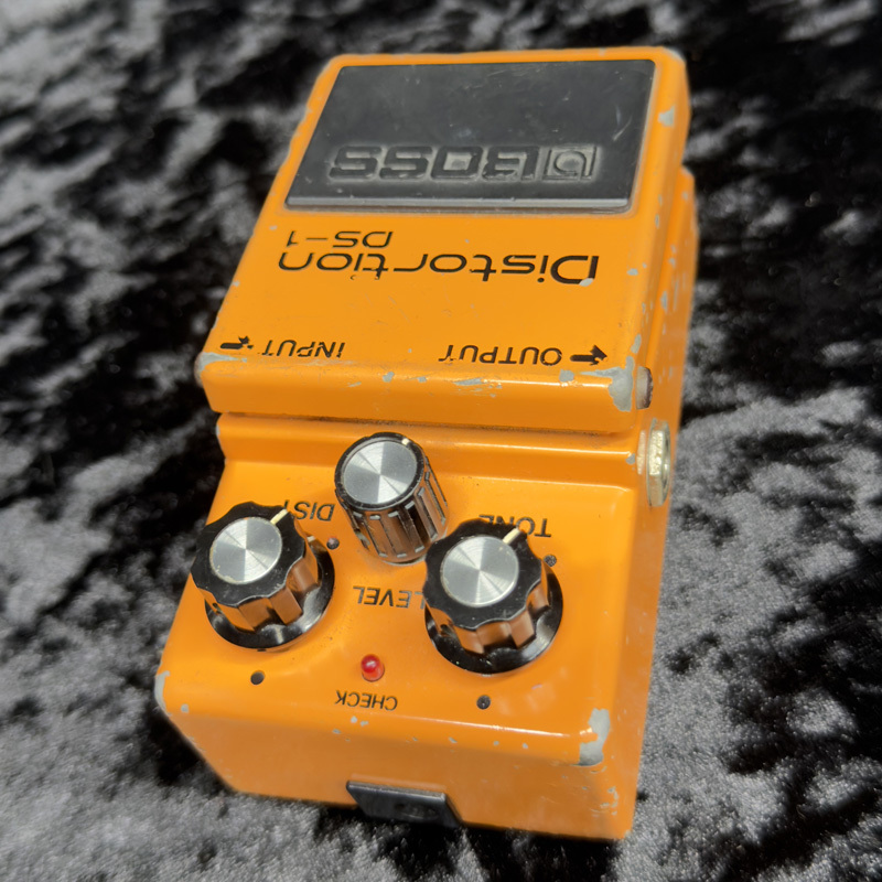BOSS DS-1/Japan 銀ネジ 【新宿店】（中古）【楽器検索デジマート】