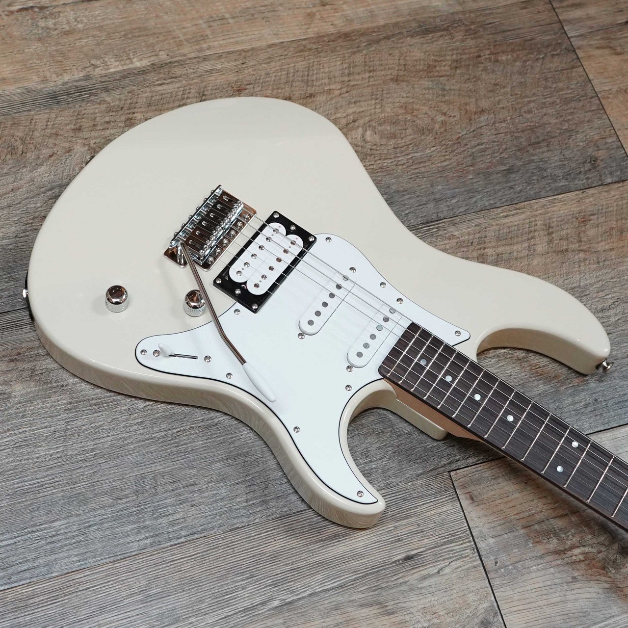 [専用](ほぼ未使用美品)YAMAHA PAC112V VW PACIFICA Amazon.com: Yamaha Pacifica Series PAC112V Electric Guitar