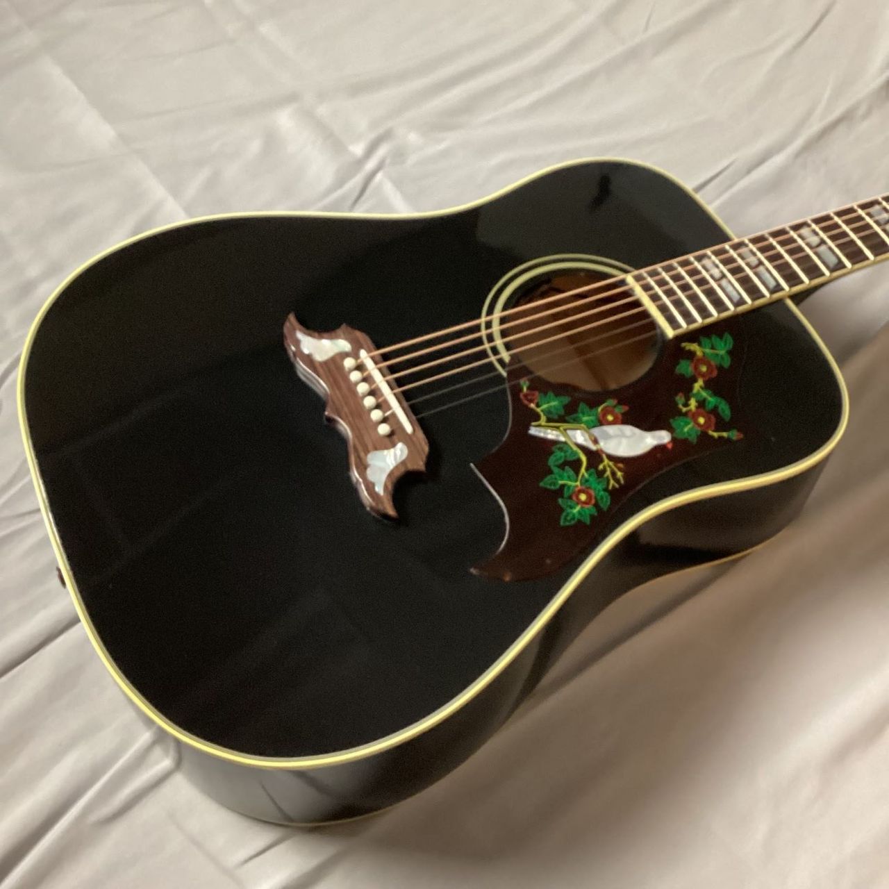 Gibson Dove Original Ebony