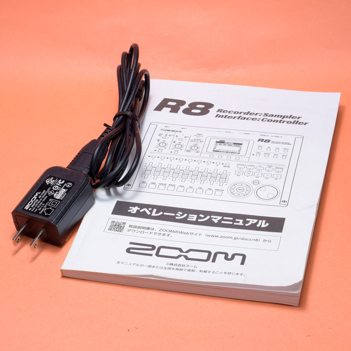 ZOOM R8 Recorder Sampler Interface Controller 【福岡店】（中古