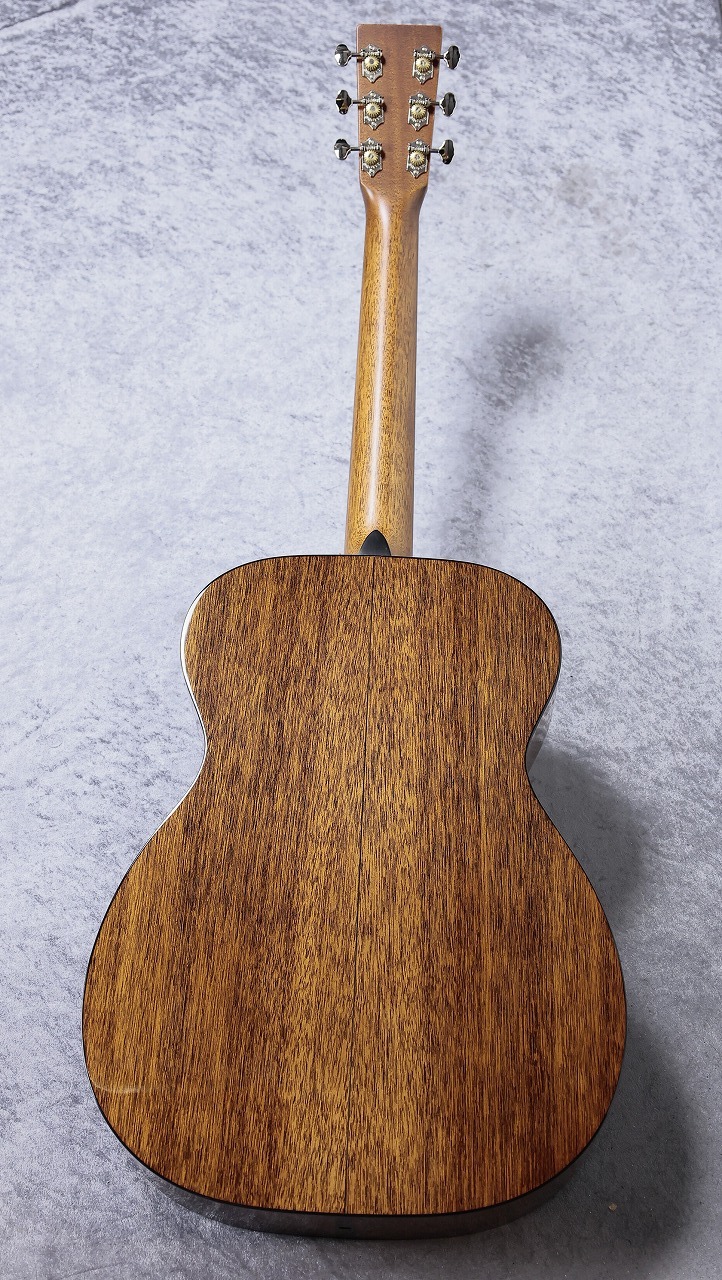 Martin 【新仕様個体】00-18Standard #2934956【最大48回分割無