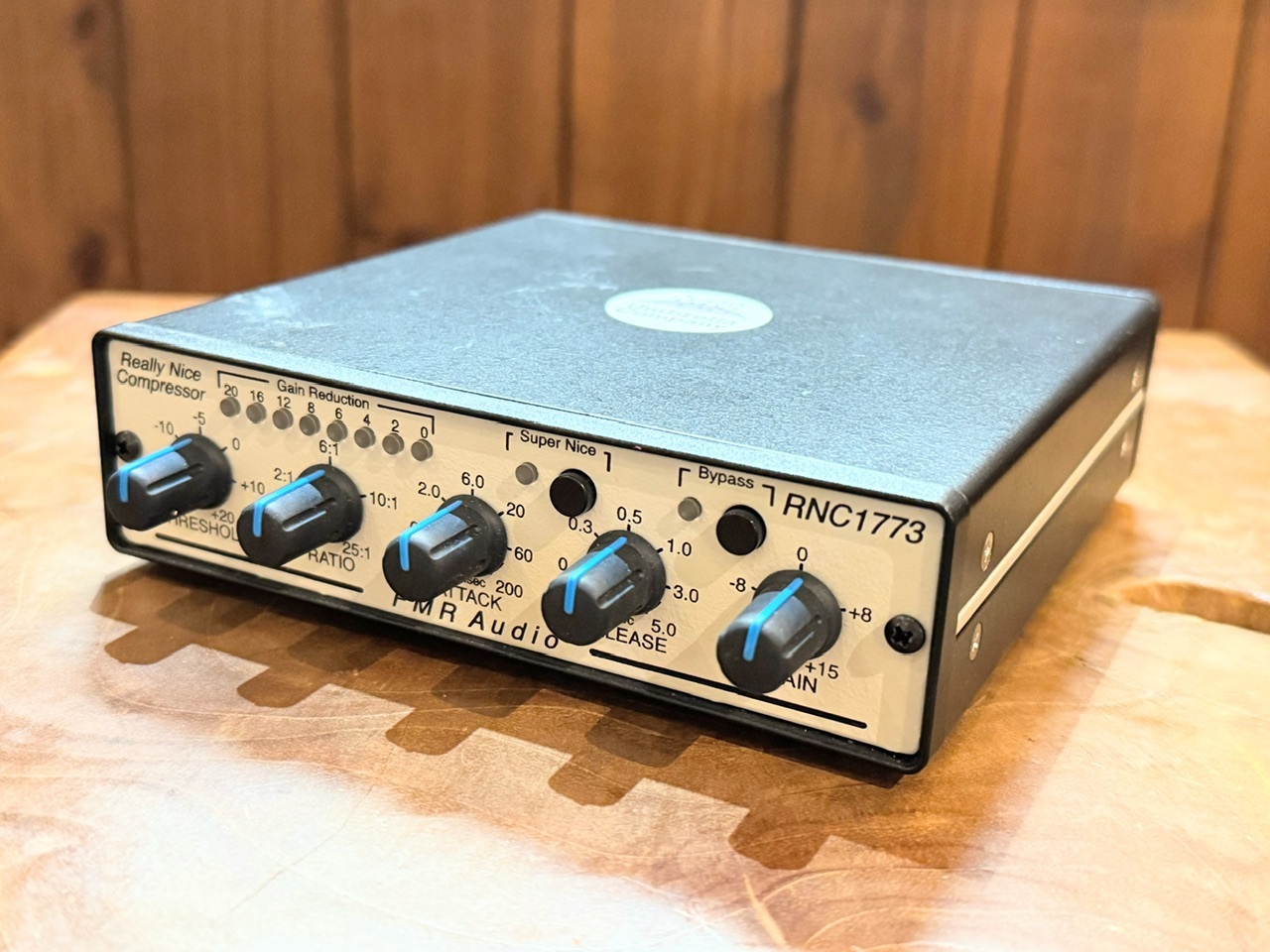 FMR Audio RNC1773 with Hi-Z Input 