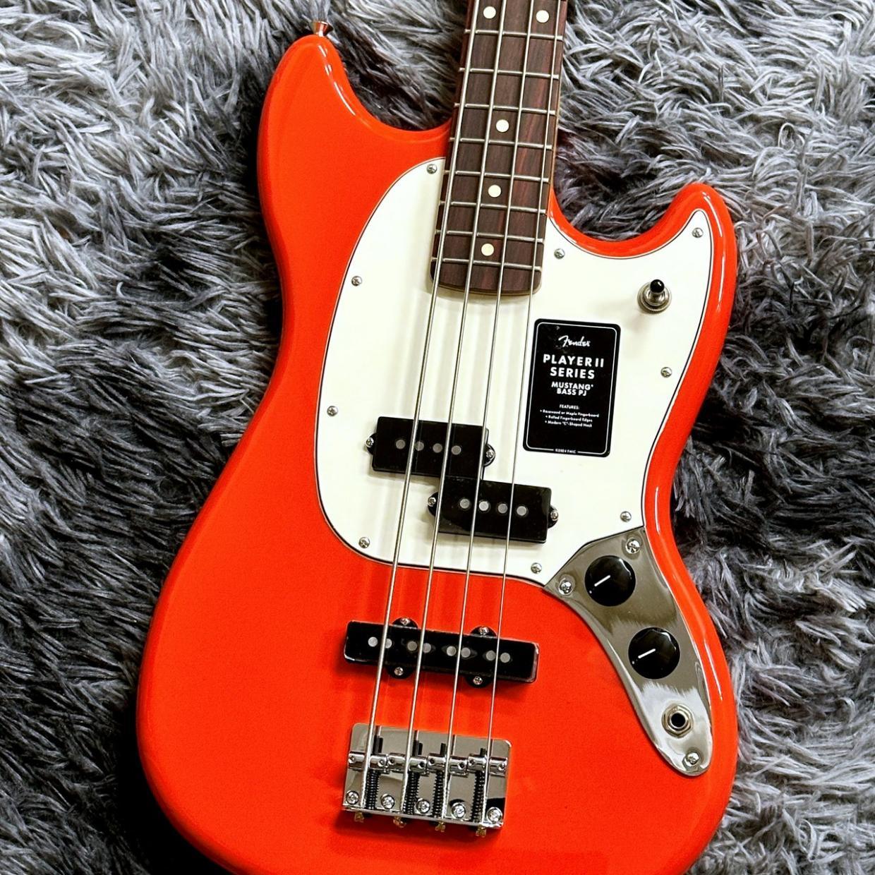 Fender Player II Mustang Bass PJ, Rosewood Fingerboard, Coral Red