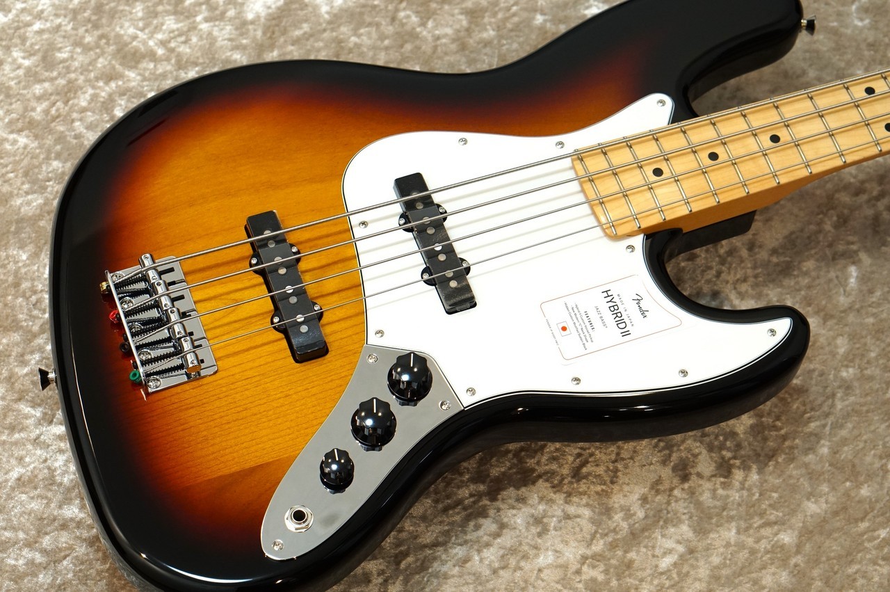 Fender Made in Japan Hybrid II Maple Fingerboard Jazz Bass -3-Tone 