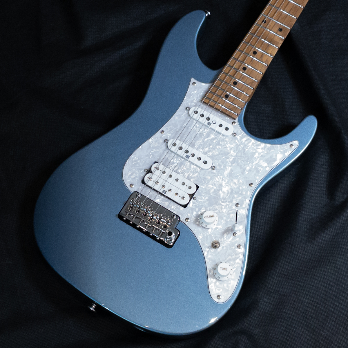 Ibanez Ibanez AZ2204 ICM (Ice Blue Metallic)（B級特価）【楽器検索 