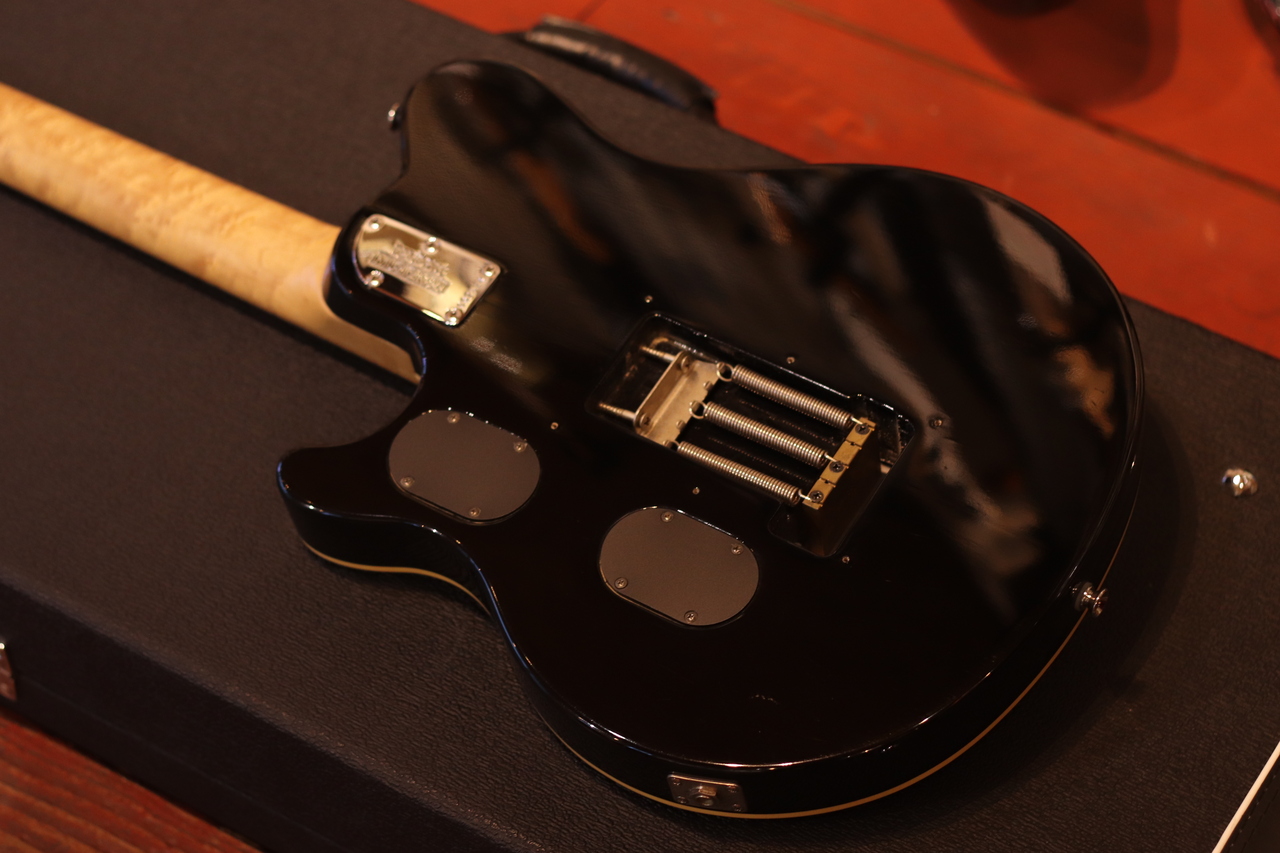 MUSIC MAN AXIS EX Translucent Blue（中古/送料無料）【楽器検索