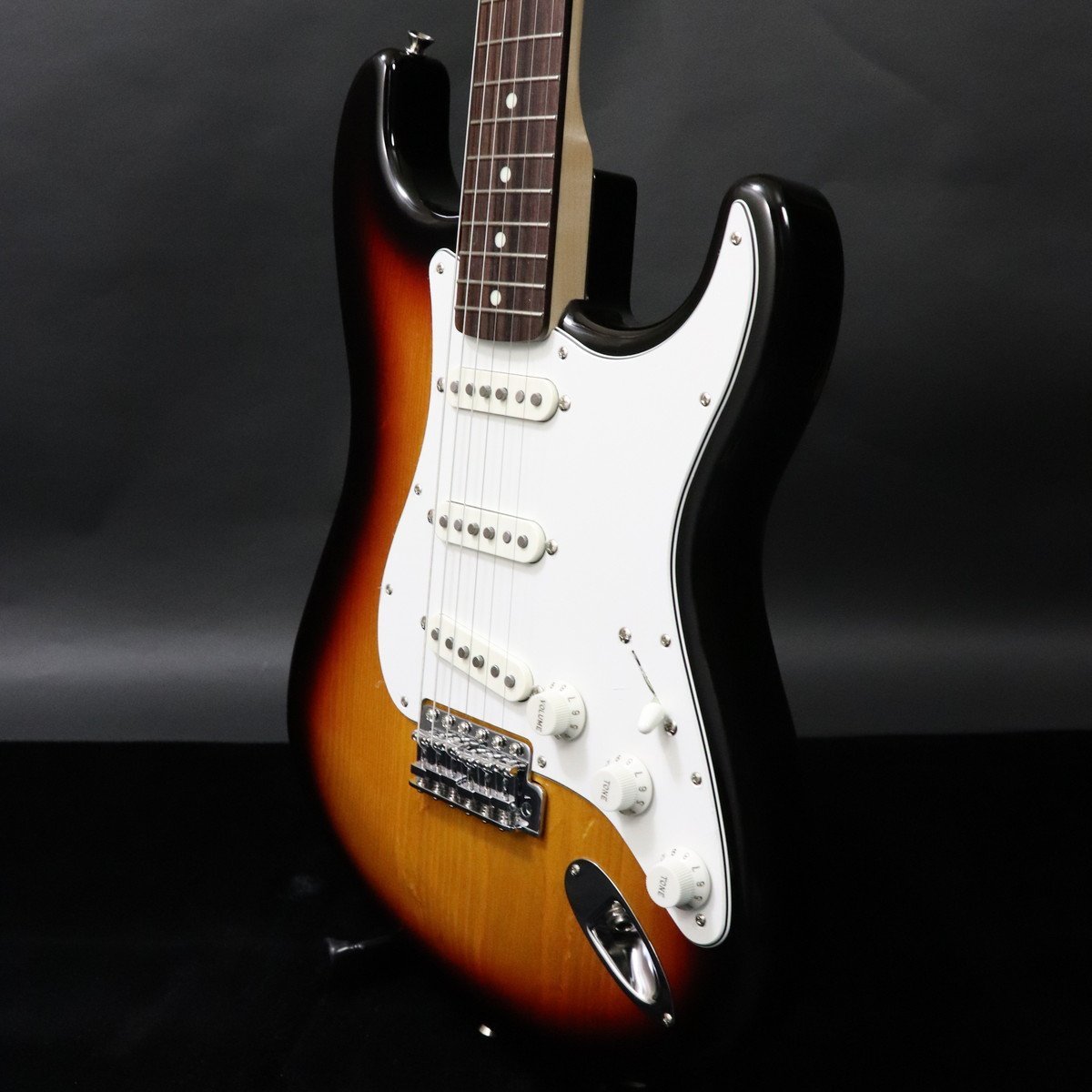 Fender FSR Collection 2023 MIJ Traditional 70s Stratocaster