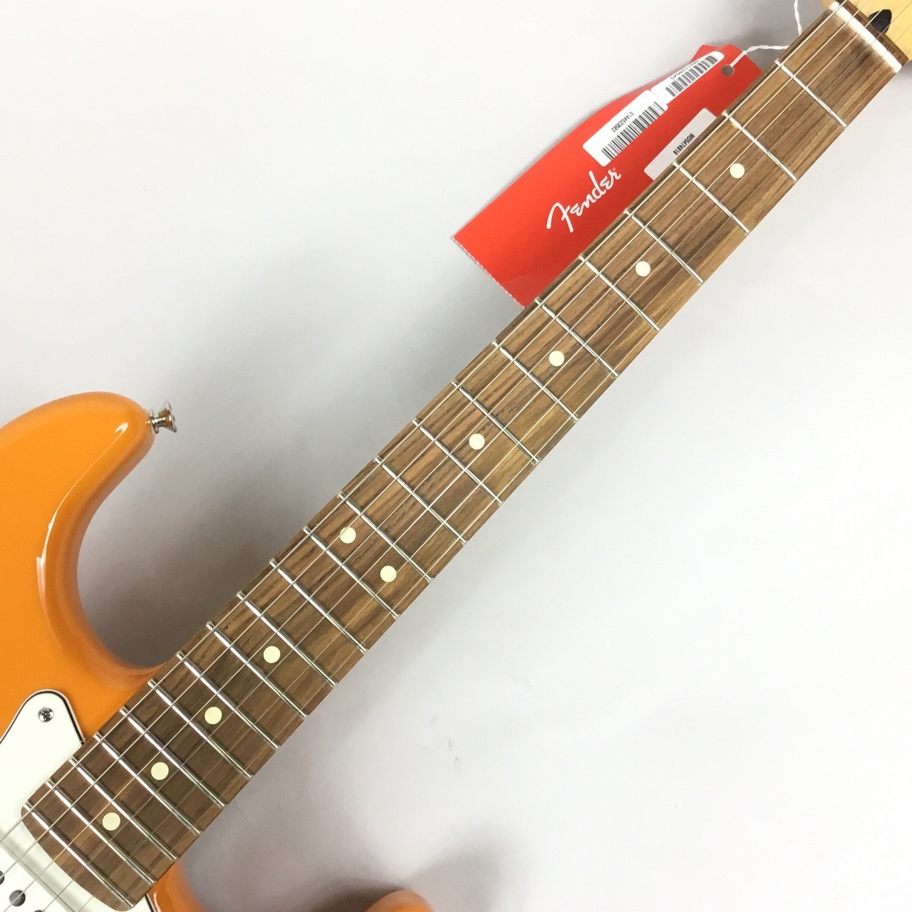 【苫小牧バナナ】新品同様 Fender Mexico Player Series Stratocaster HSS Capri Orange Pau Ferro MEX ストラト 付属アリ ピカピカの1本♪ 2023 Fender Player Stratocaster HSS Capri Orange – Empire Guitars