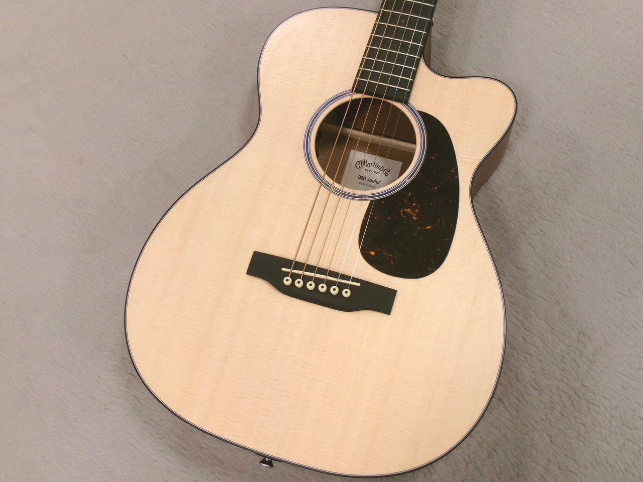 Martin 000C Jr E（新品特価）【楽器検索デジマート】