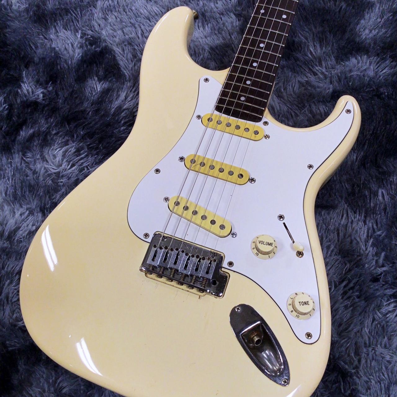 Fender Japan STS-55R Gシリアル　ショートスケール Fender Japan STS-55R Gシリアル ショートスケール