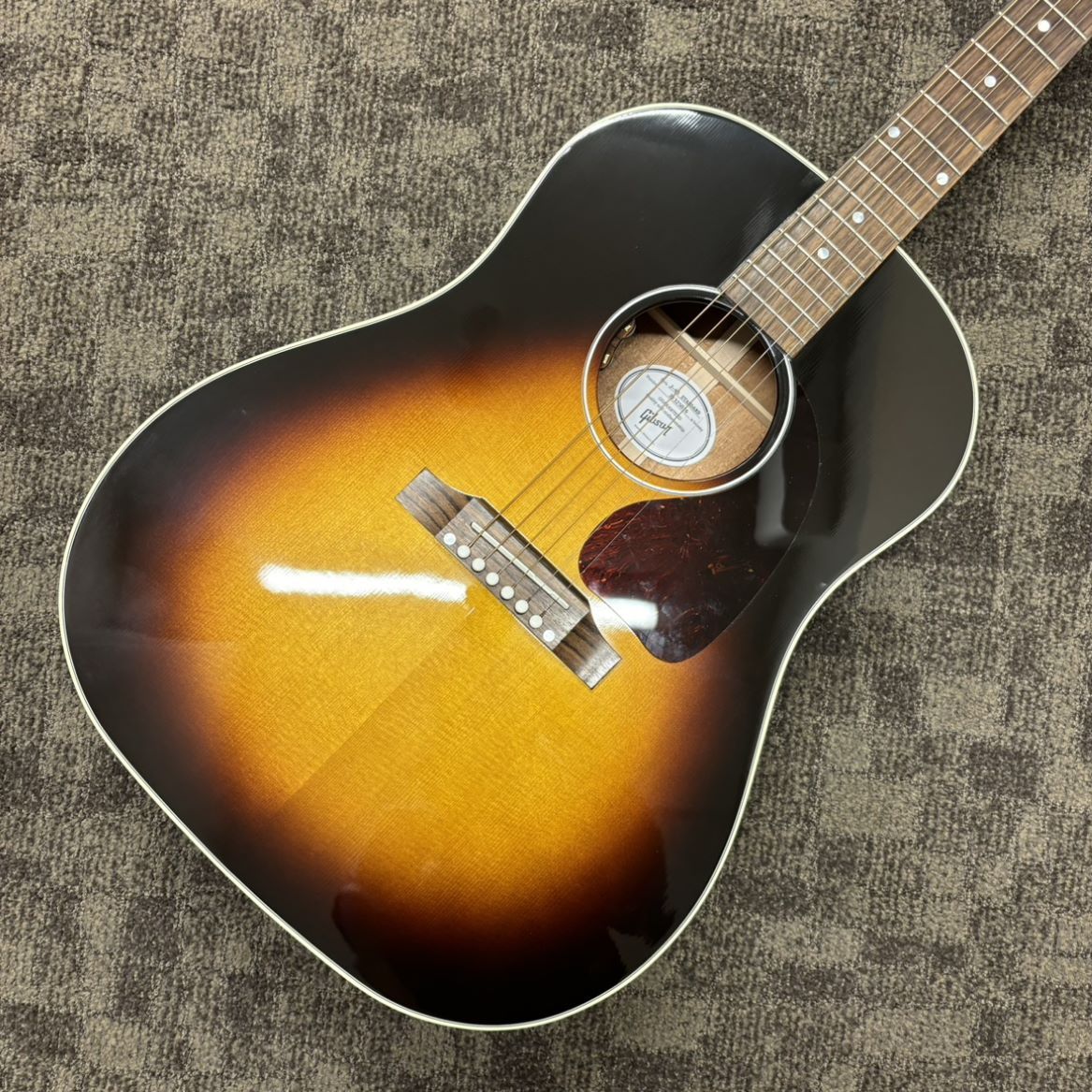 Gibson J-45 Standard アコースティックギター（新品/送料無料
