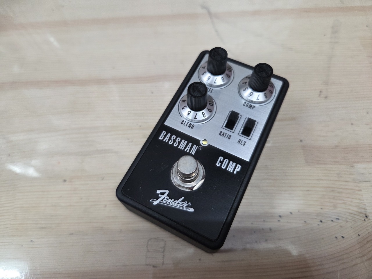 Fender BASSMAN COMP 動作確認済み Fender BASSMAN COMP（中古/送料無料）【楽器検索デジマート】