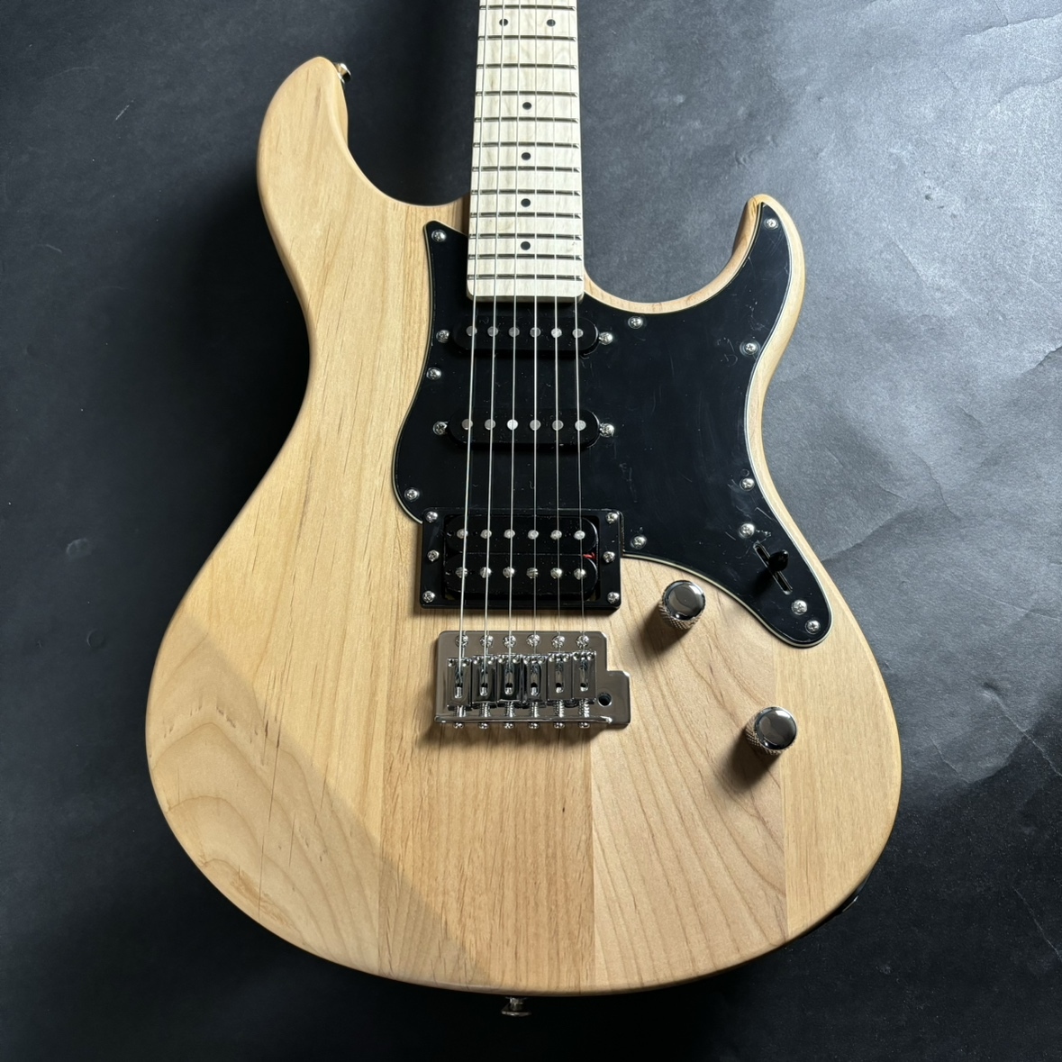 【最終値下】パシフィカ PAC112V イエローナチュラルサテン Amazon.co.jp: ヤマハ YAMAHA エレキギター パシフィカ