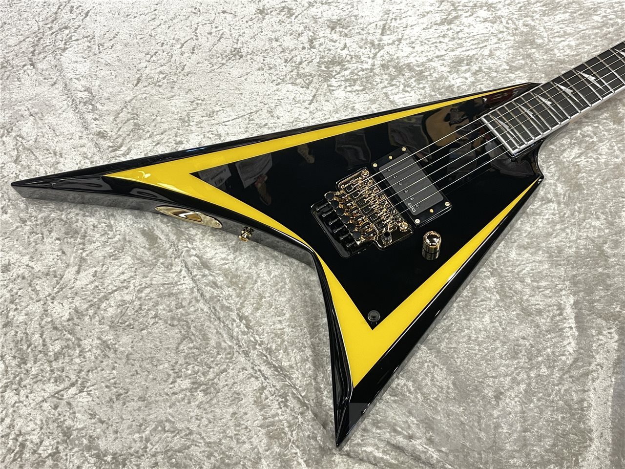 新品Edwards E-Alexi Arrow Head ハードケース付き