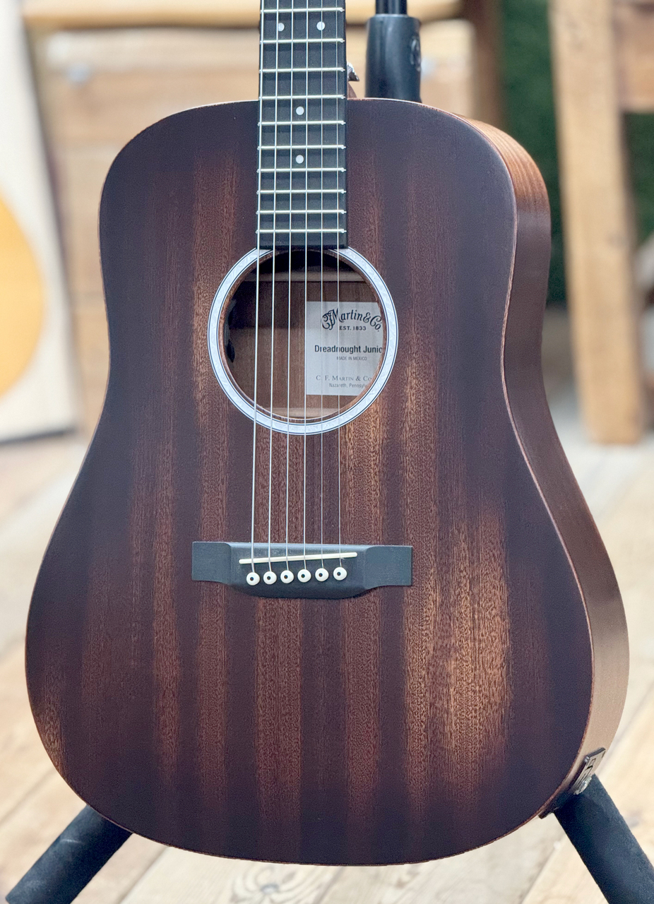 Martin DJR-10E エレアコ オール単板 StreetMaster Amazon.co.jp: Martin D Jr-10E STREET MASTER 2567328 エレアコ