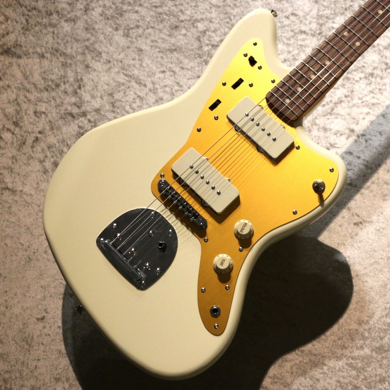 Squier by Fender 【人気モデル!】J Mascis Jazzmaster ~Vintage