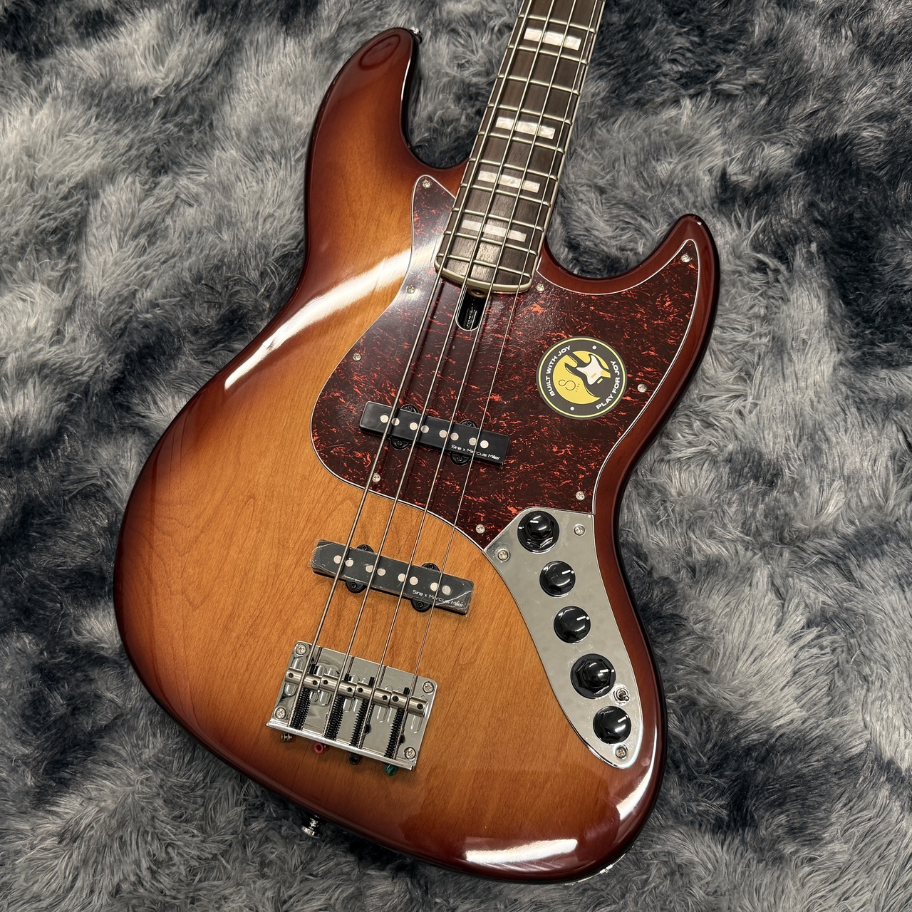 Sire Marcus Miller V7 Alder 4st TS【S/N:2N24340477】（新品/送料