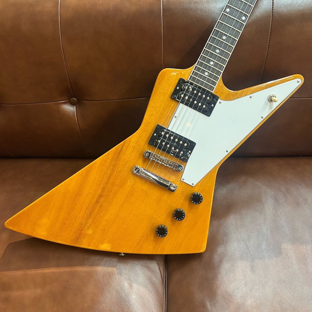 GIBSON EXPLORER ANTIQUE NATURAL エレキギター Gibson Explorer - Antique Natural #40272 – Empire Music