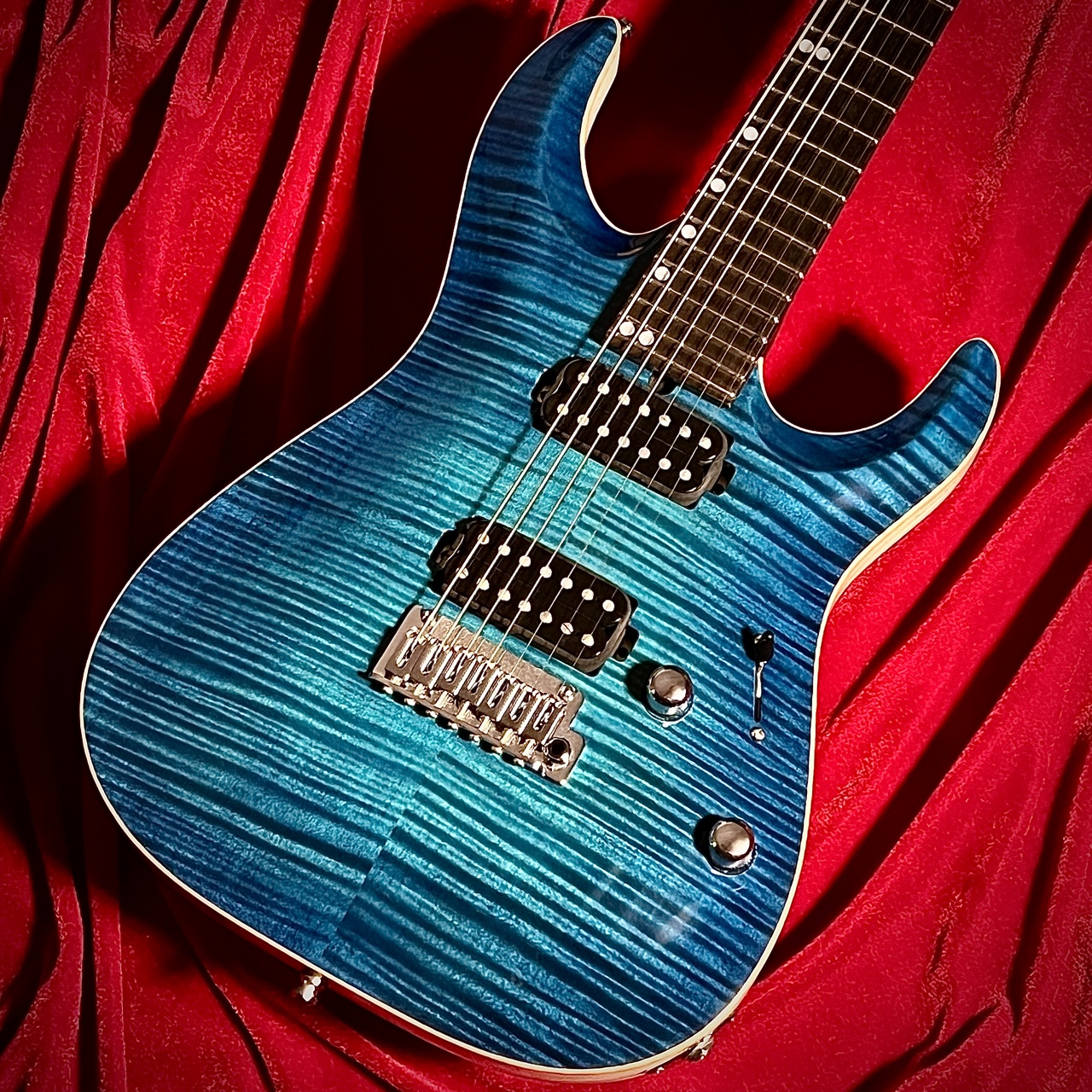 T's Guitars DST-24 Carved Top 7 Strings - Frozen Sky- / Shop